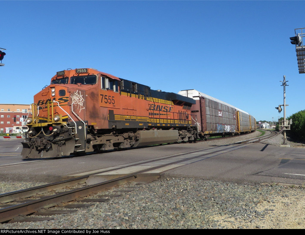 BNSF 7555 East